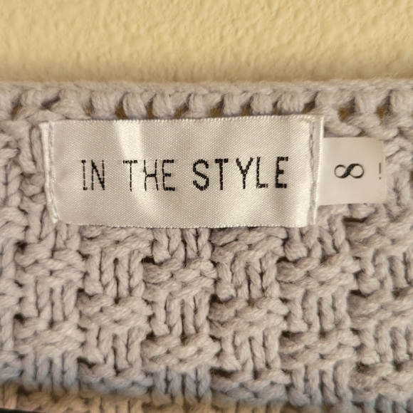 In The Style  off shoulder cableknit with color block detail in gray Size L - Picture 4 of 5